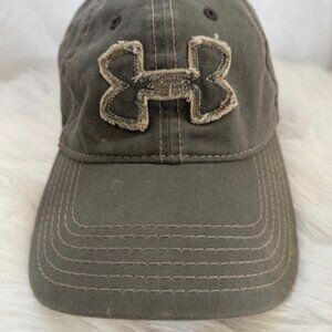 Under Armour Distressed Logo Baseball Cap | Gray | One Size Fits All